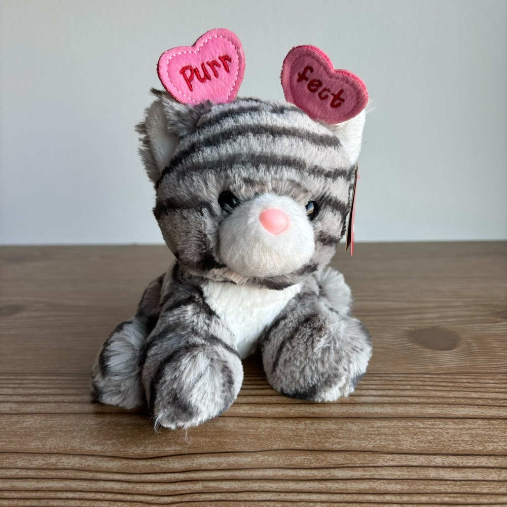 Aurora Purr Fect Grey Tabby Valentines Cat NWT